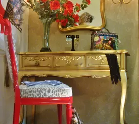 Boudoir Rouge photo 2