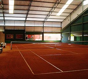 Academia e Escola de Tênis Rick Fontoura photo 10