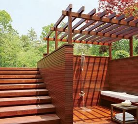 Pergolado e deck