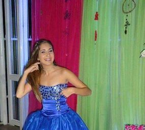 Rosi Noivas e Festas - Aluguel de Roupas photo 1