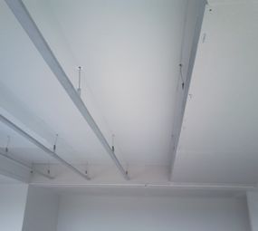 Mais uma casa bonita com arte em drywall