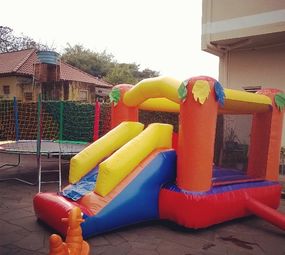 Castelinho Inflável