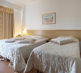 City Hotel photo 6