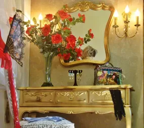 Boudoir Rouge  photo 2