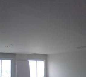 Mais uma casa bonita com arte em drywall