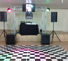 Santo Evento - Som, DJ e Iluminação photo 5