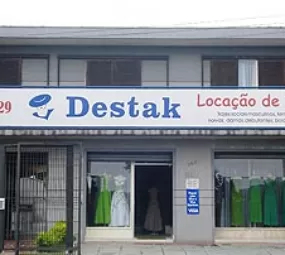 Destak Locação de Trajes photo 1