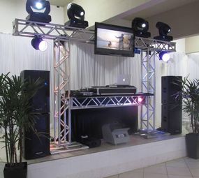 Updeejay Som e Iluminação para Eventos photo 1