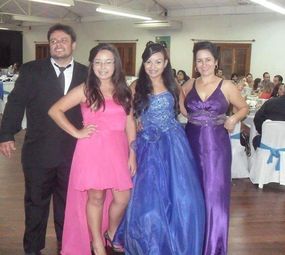 Rosi Noivas e Festas - Aluguel de Roupas photo 7