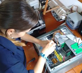 Conserto de hardware