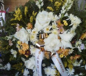 Confecção de Arranjos Florais  Floricultura Anie Flores, São José