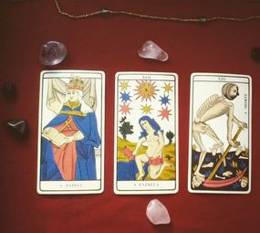 TAROT