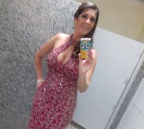 Rosi Noivas e Festas - Aluguel de Roupas photo 8