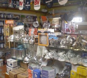 Comercial Avenida photo 4