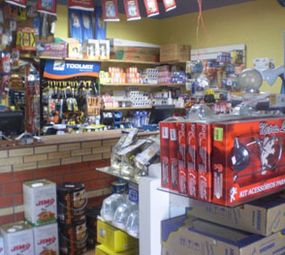 Comercial Avenida photo 3