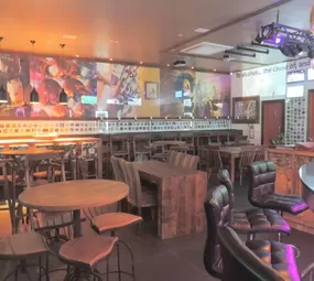 Cervejaria Saint Bier Gramado Fancy Bar photo 6